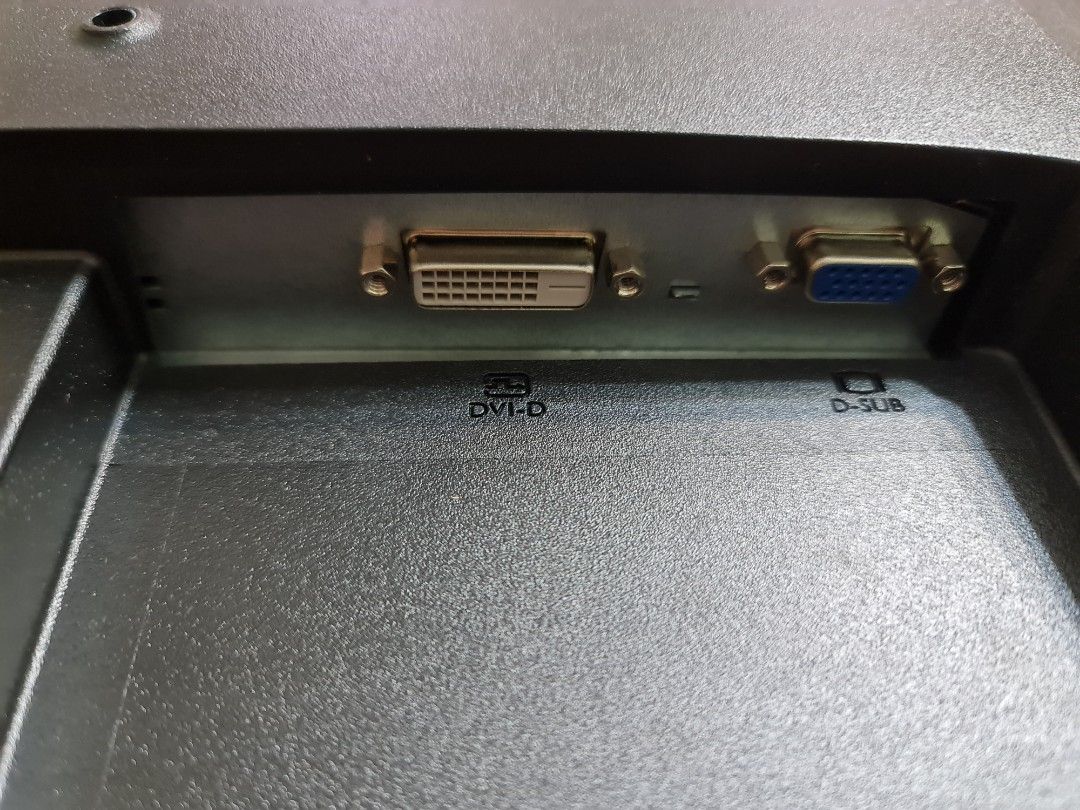 HP V243 Monitor - HENTECH~IT EXPERTS